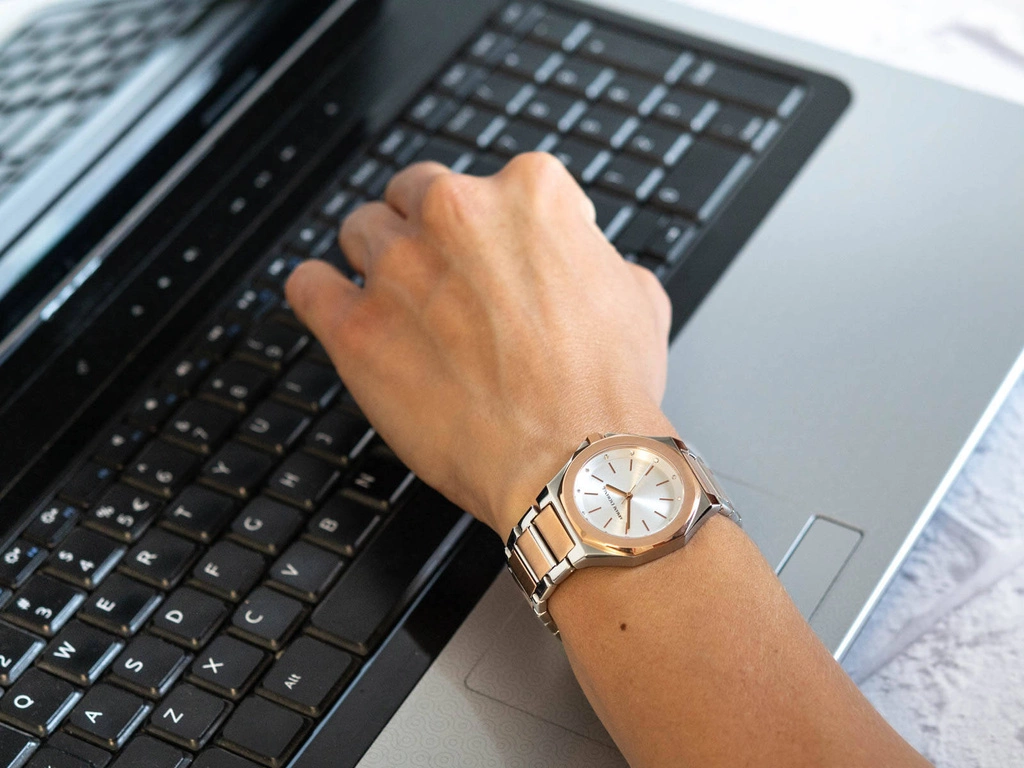 Zegarek damski ARMANI EXCHANGE AX4607 Andrea