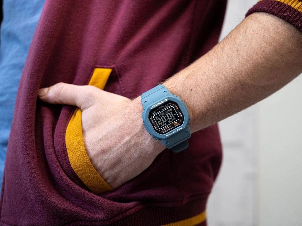 Zegarek męski CASIO G-SHOCK DW-H5600-2ER G-Squad