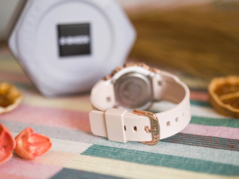 Zegarek damski CASIO G-SHOCK GM-S2100PG-4AER Metal Covered