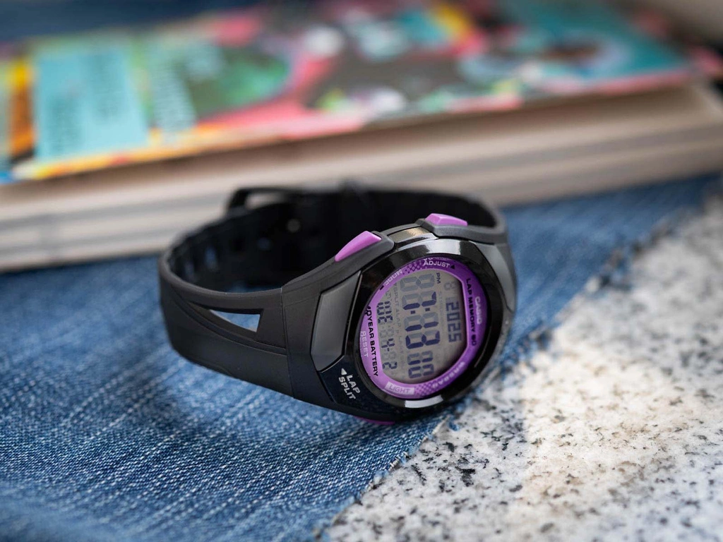 Zegarek CASIO STR-300-1CEG