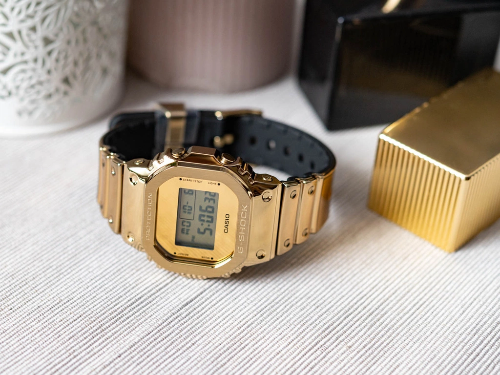 Zegarek męski CASIO G-SHOCK GM-5600YMG-9ER