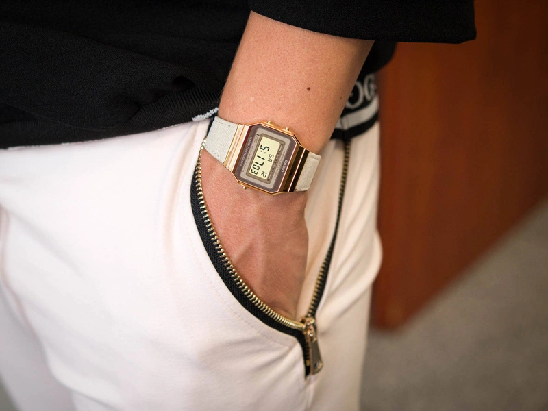 Zegarek damski CASIO A700WEGL-7AEF Vintage