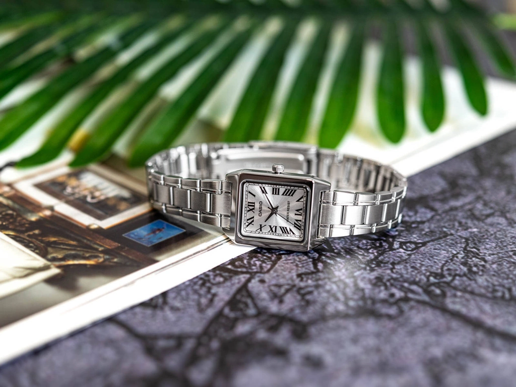 Zegarek damski CASIO LTP-B150D-7BEF