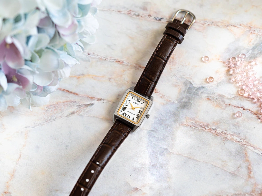 Zegarek damski CASIO LTP-B150L-7B2EF