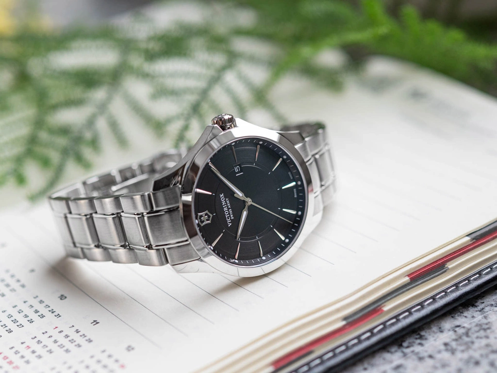 Zegarek męski Victorinox 241909 Alliance