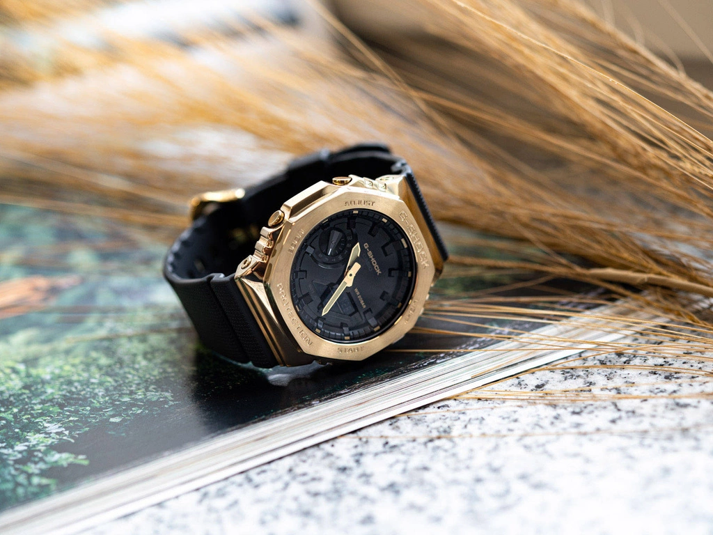 Zegarek męski CASIO G-SHOCK GM-2100G-1A9ER