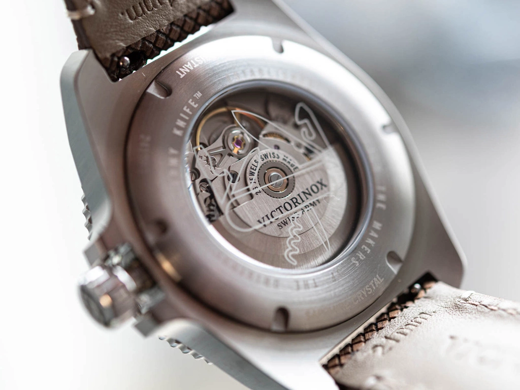 Zegarek męski Victorinox 241980.1 Journey 1884 Automatic