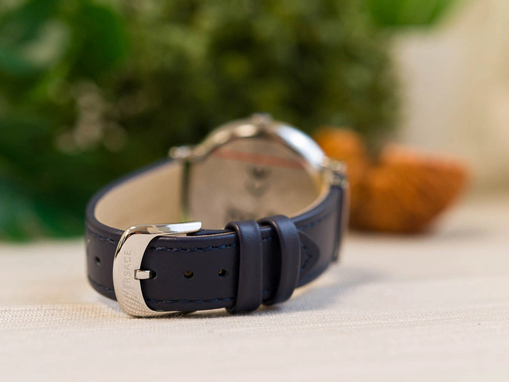 Zegarek damski VERSACE V-CIRCLE VE8101619