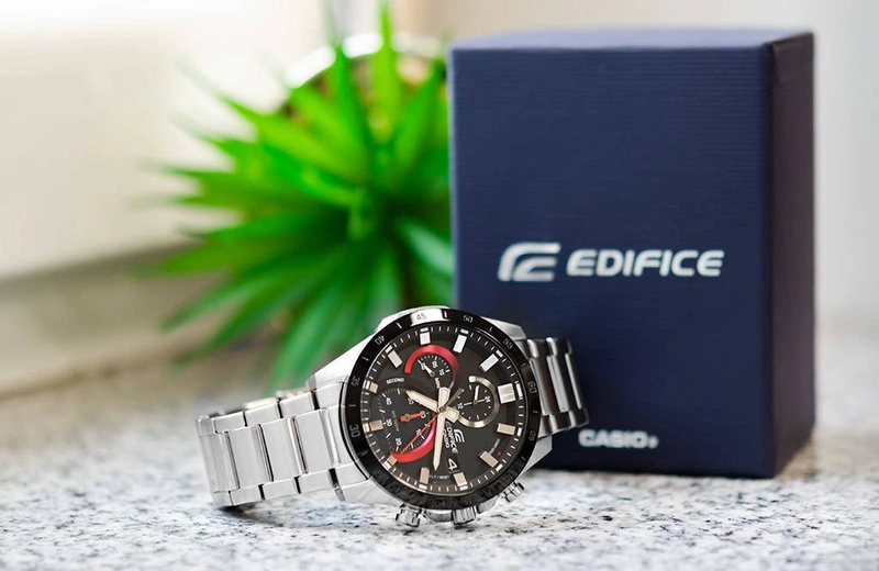 Zegarek męski CASIO Edifice EFR-571DB-1A1VUEF