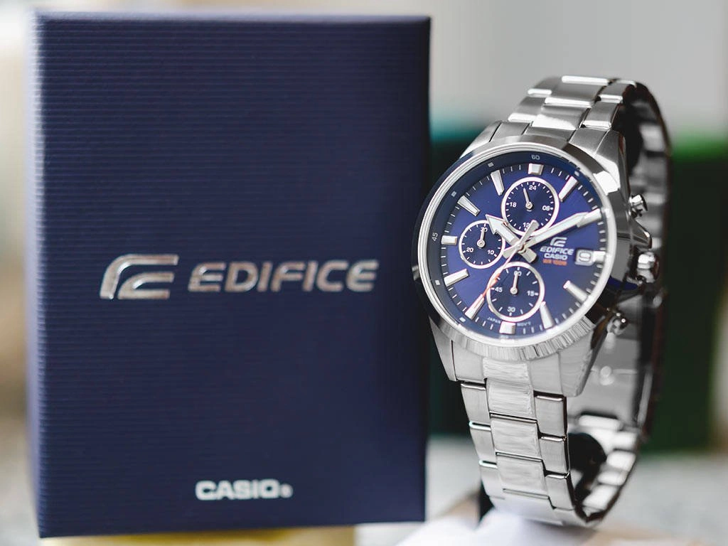 Zegarek męski CASIO Edifice EFV-560D-2AVUEF