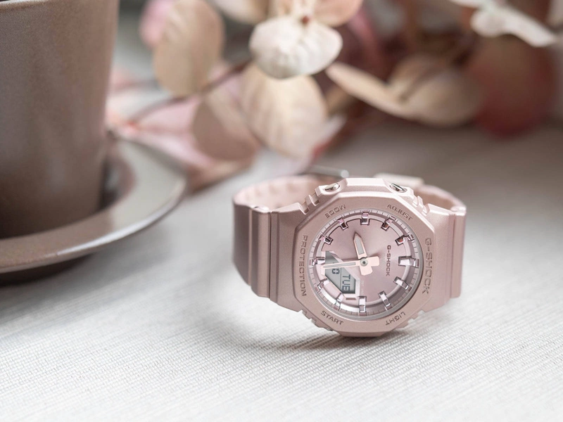 Zegarek damski CASIO G-SHOCK GMA-P2100ST-4AER