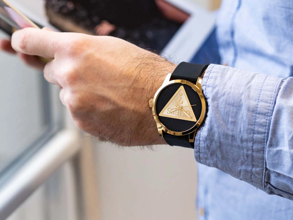 Zegarek męski GUESS Badge GW0781G4