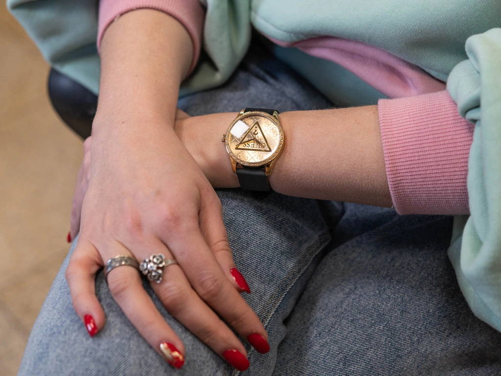 Zegarek damski GUESS GW0942L2 Roxy