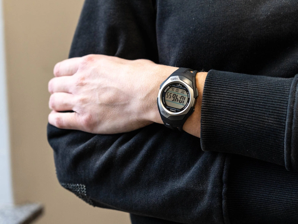 Zegarek CASIO STR-300C-1VEF