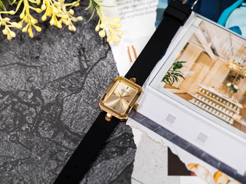 Zegarek damski GUESS GW0926L2 Isla