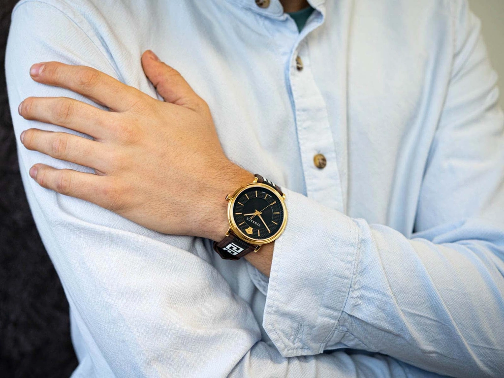 Zegarek męski VERSACE VE5A01721 V-Circle