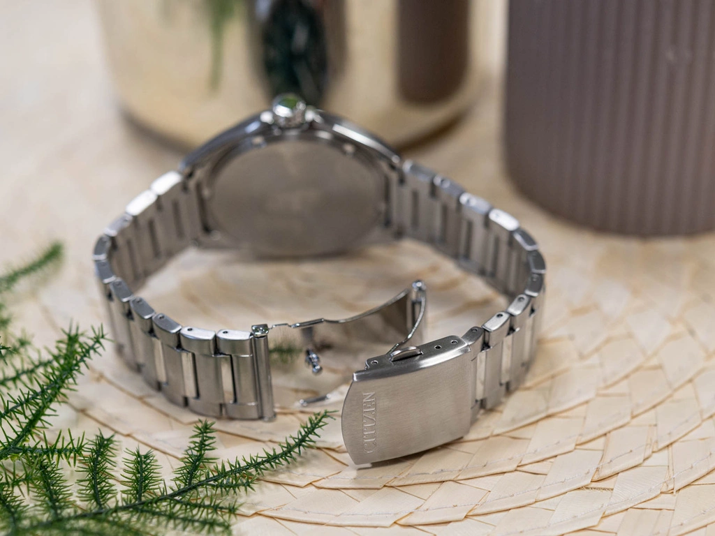 Zegarek męski Citizen AW1571-76X Military