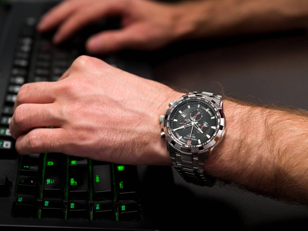 Zegarek męski SWISS ALPINE MILITARY SAM7043.9237