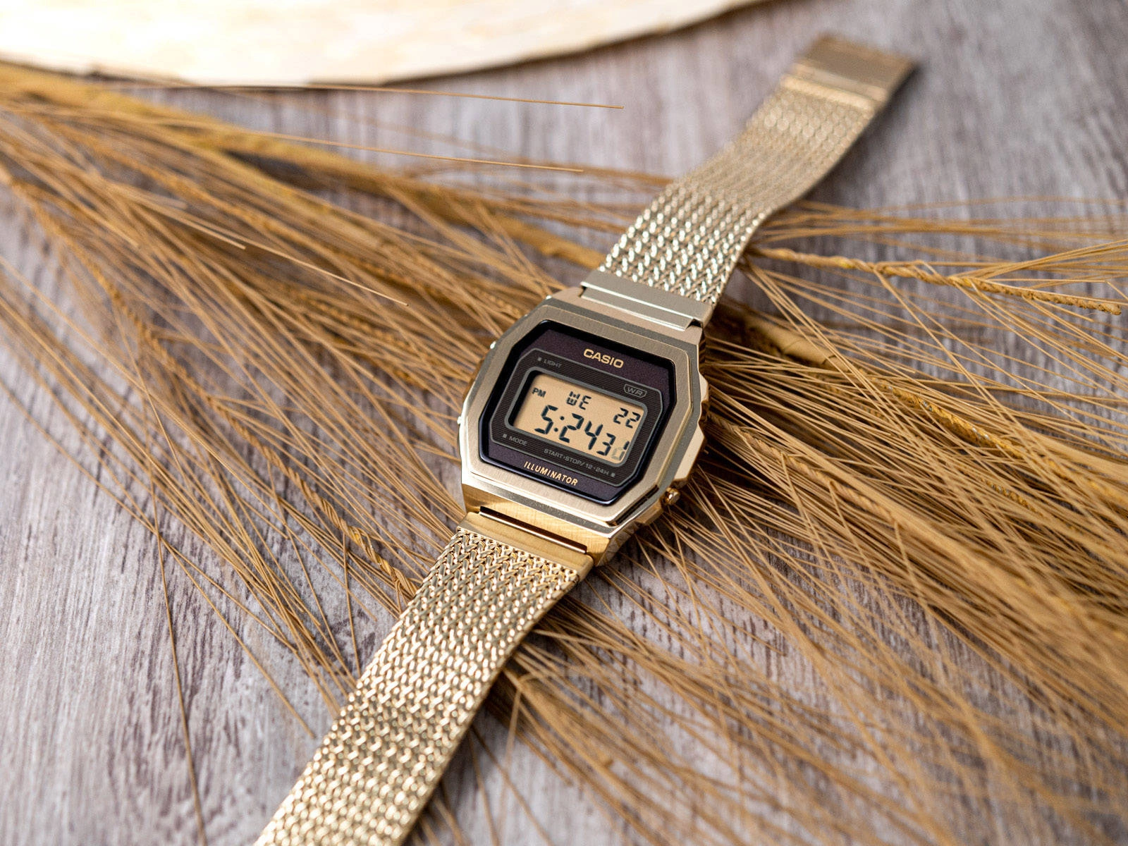 CASIO カシオA1000MGA-5EF プレミアムシリーズ Zegarek Casio A1000MGA-5EF Vintage PREMIUM Gold
