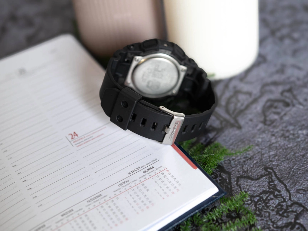 Zegarek męski CASIO G-SHOCK GA-010-1AER