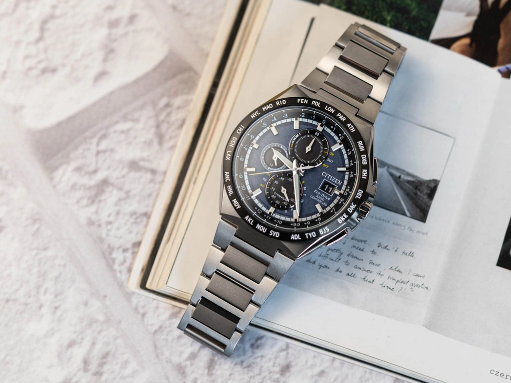 Zegarek męski Citizen AT8238-84L Radio Controlled Super Titanium Chronograph