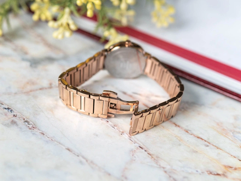 Zegarek damski BULOVA 97P132 Futuro