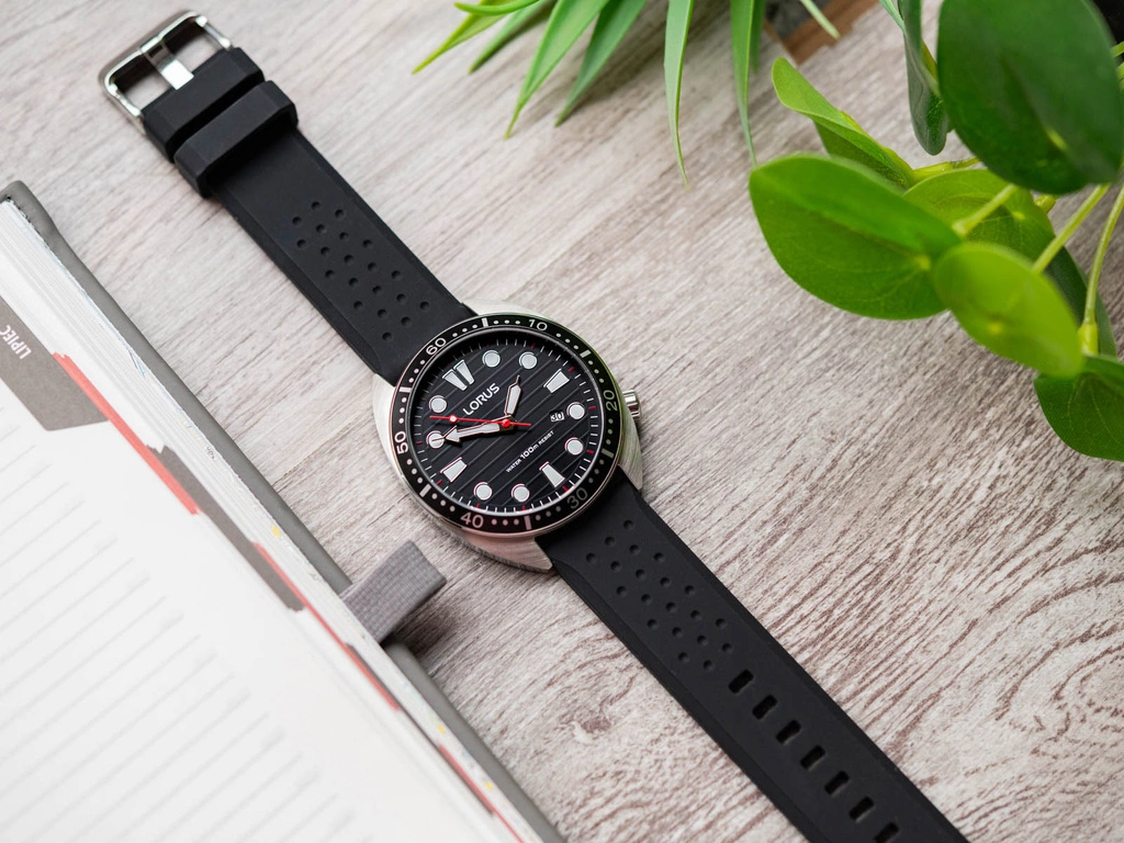 Zegarek męski LORUS RH929LX9