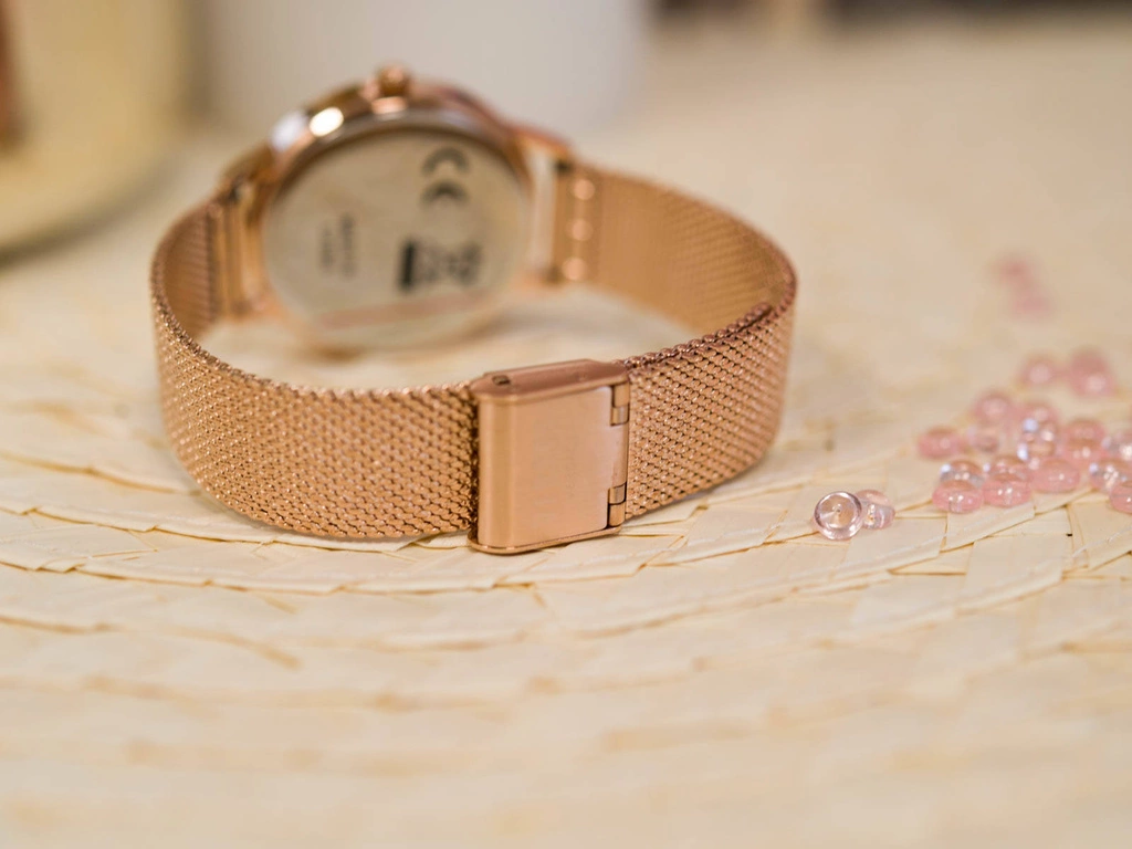 Zegarek damski VERSUS VERSACE STRANDBANK VSP571821