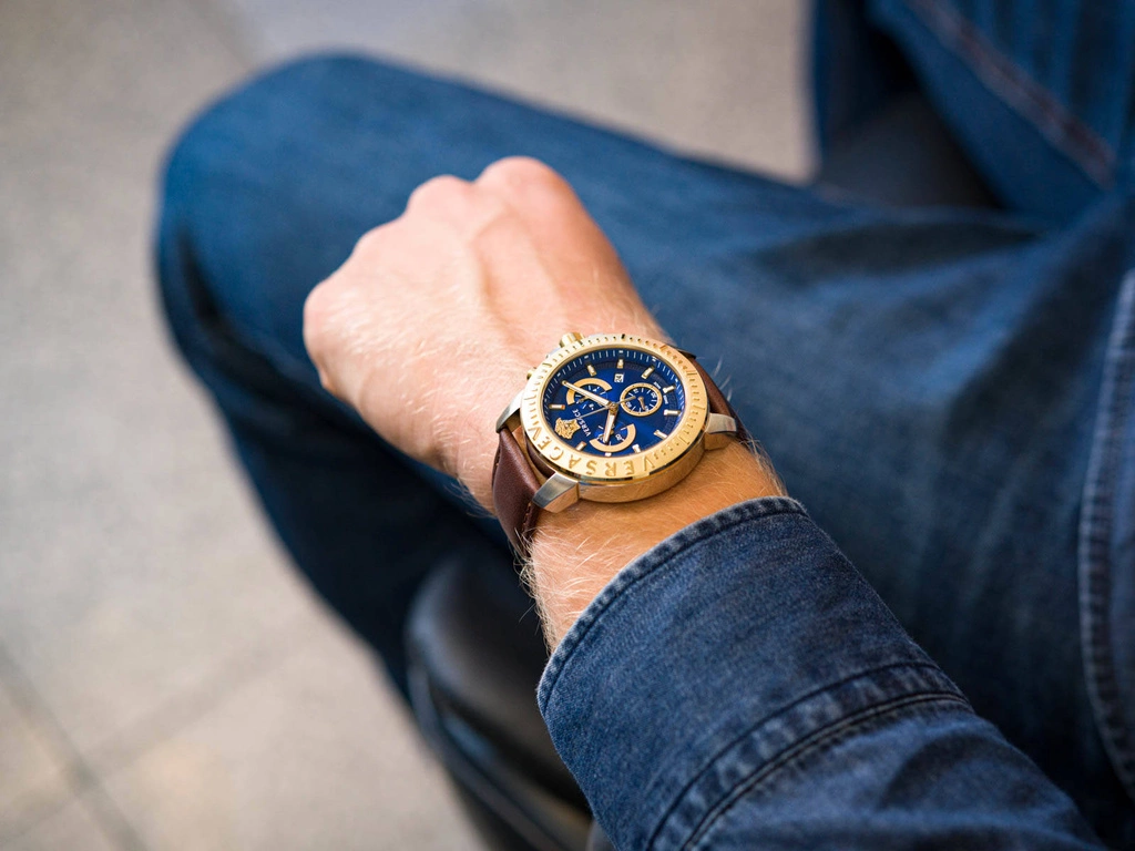 Zegarek męski VERSACE NEW CHRONO VE2E00221