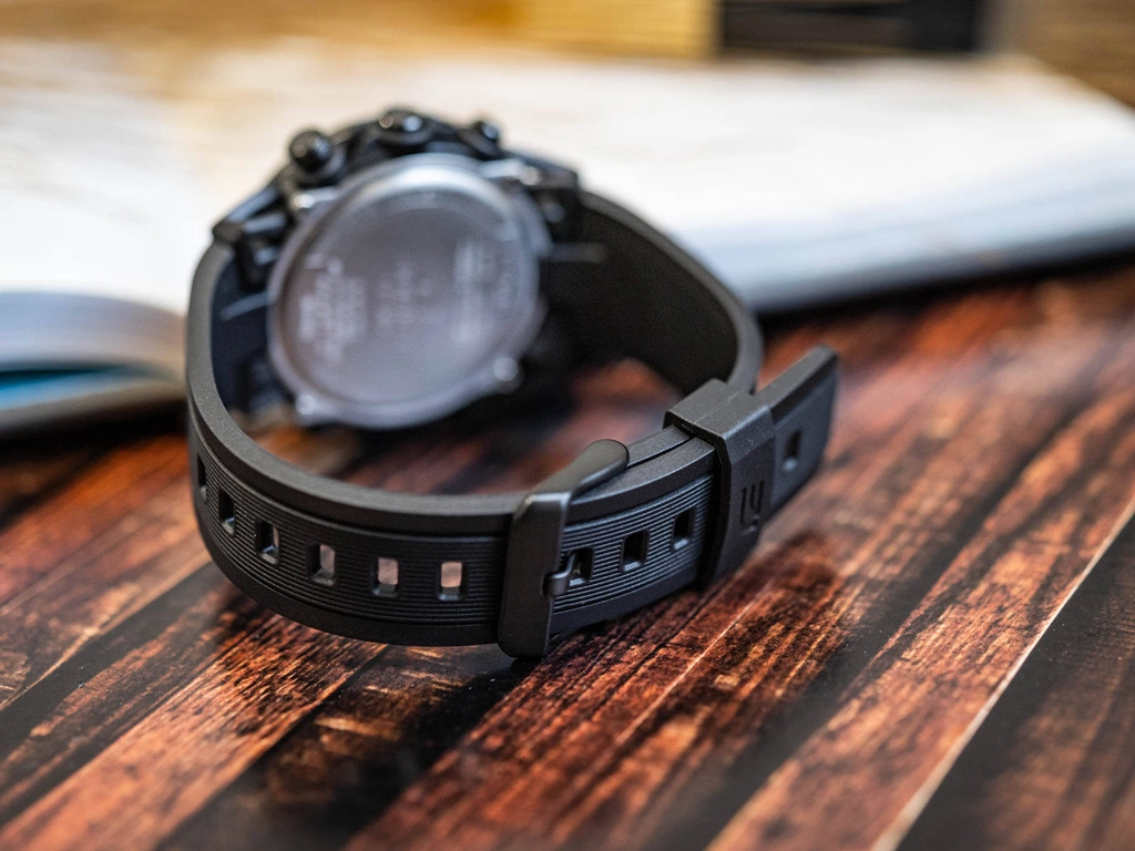 Zegarek męski CASIO Edifice ECB-40PB-1AEF