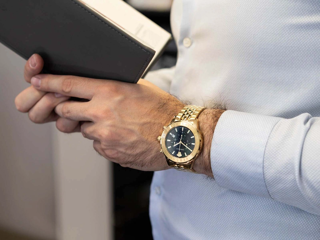 Zegarek męski VERSACE VEV602123 Signature Chrono