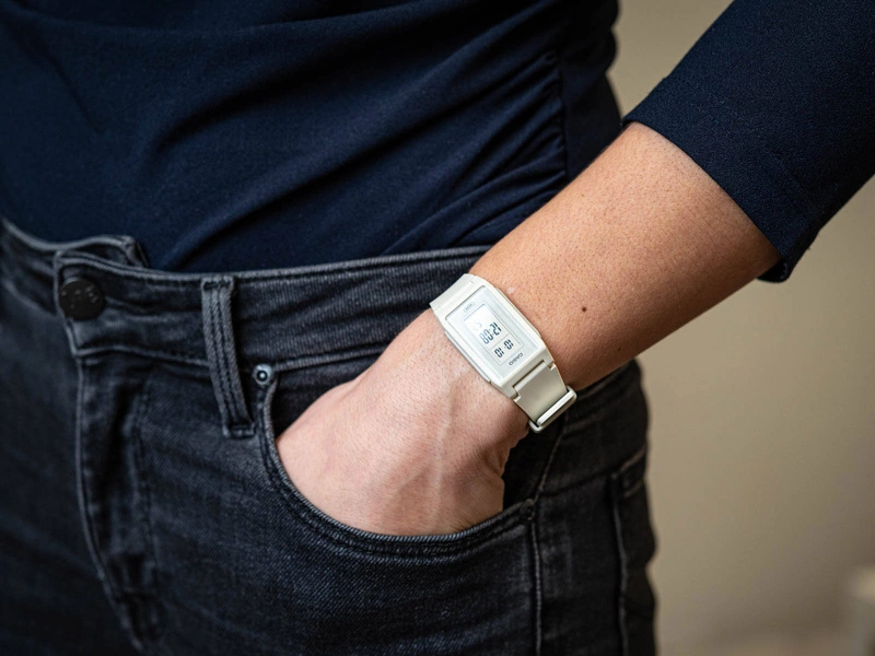 Zegarek damski CASIO LF-10WH-8EF Pop