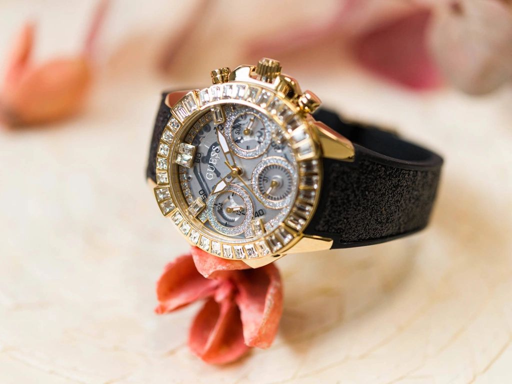 Zegarek damski GUESS BOMBSHELL GW0313L2