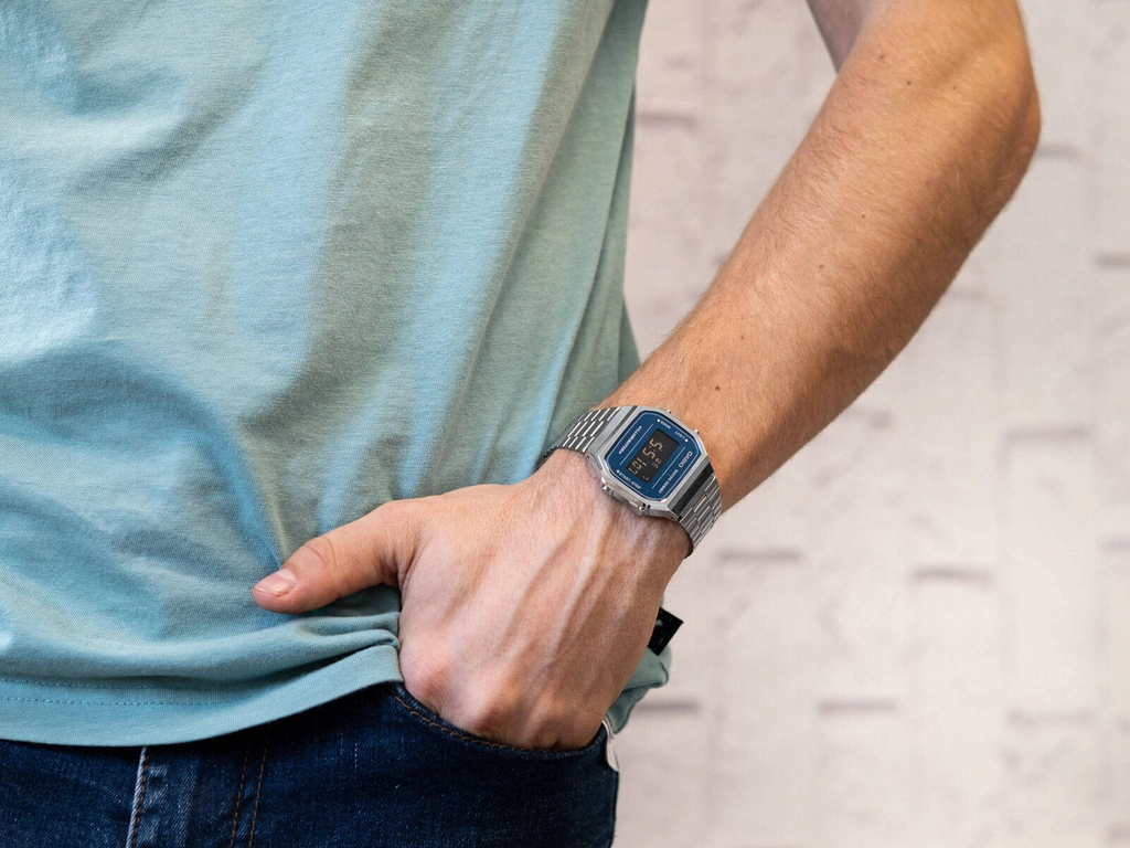 Zegarek CASIO A168WEM-2BEF