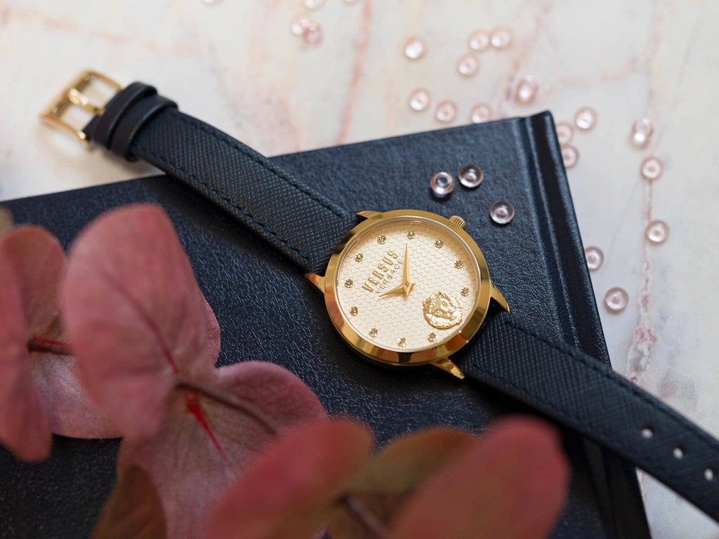 Zegarek damski VERSUS VERSACE STRANDBANK VSP571321