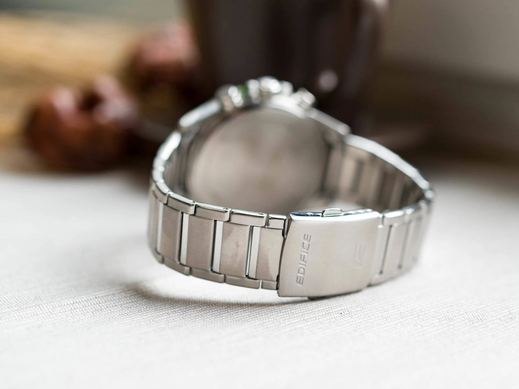 Zegarek męski CASIO Edifice ECB-30D-2AEF