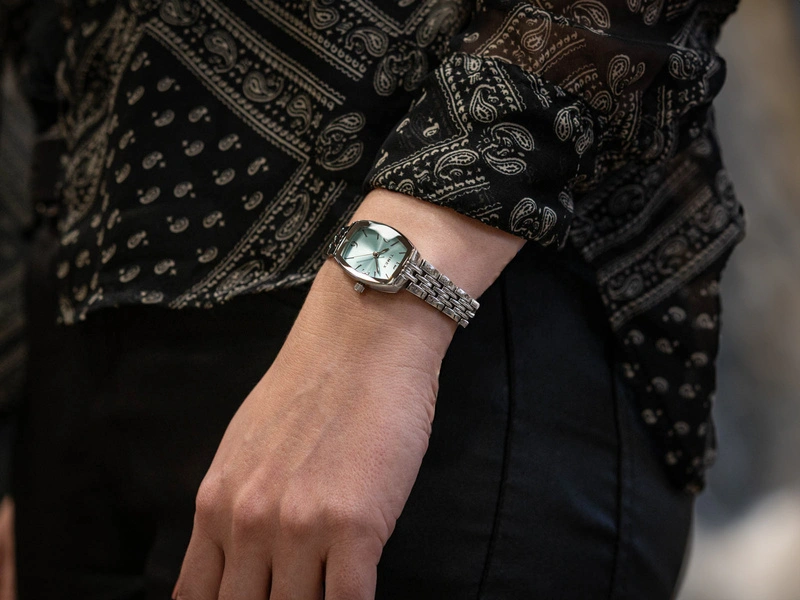 Zegarek damski TIMEX TW2Y22500 Charlotte