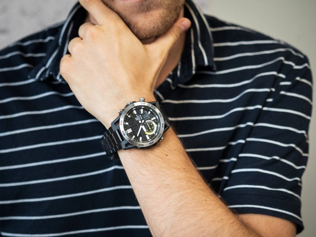 Zegarek męski CASIO Edifice ECB-40DC-1AEF