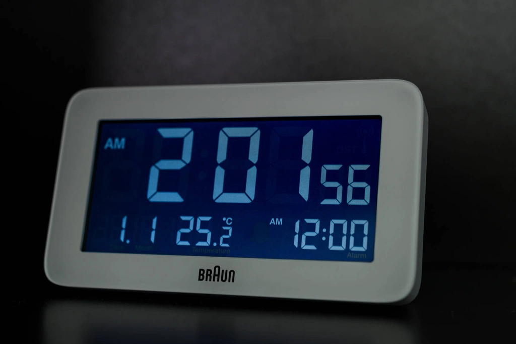 Budzik Braun BC10W-DCF