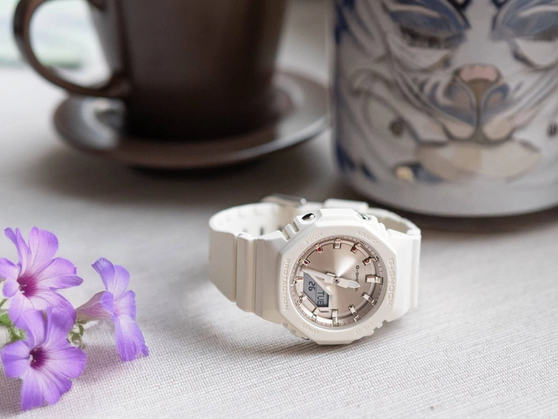 Zegarek damski CASIO G-SHOCK GMA-P2100ST-7AER