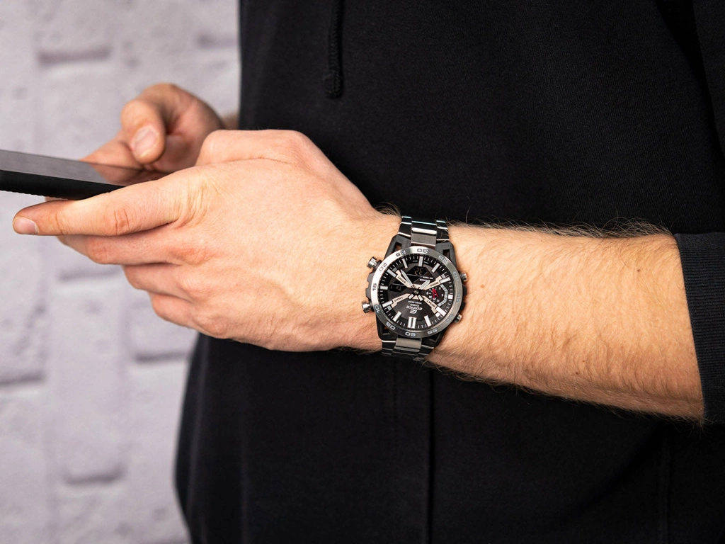 Zegarek męski CASIO Edifice ECB-2000D-1AEF