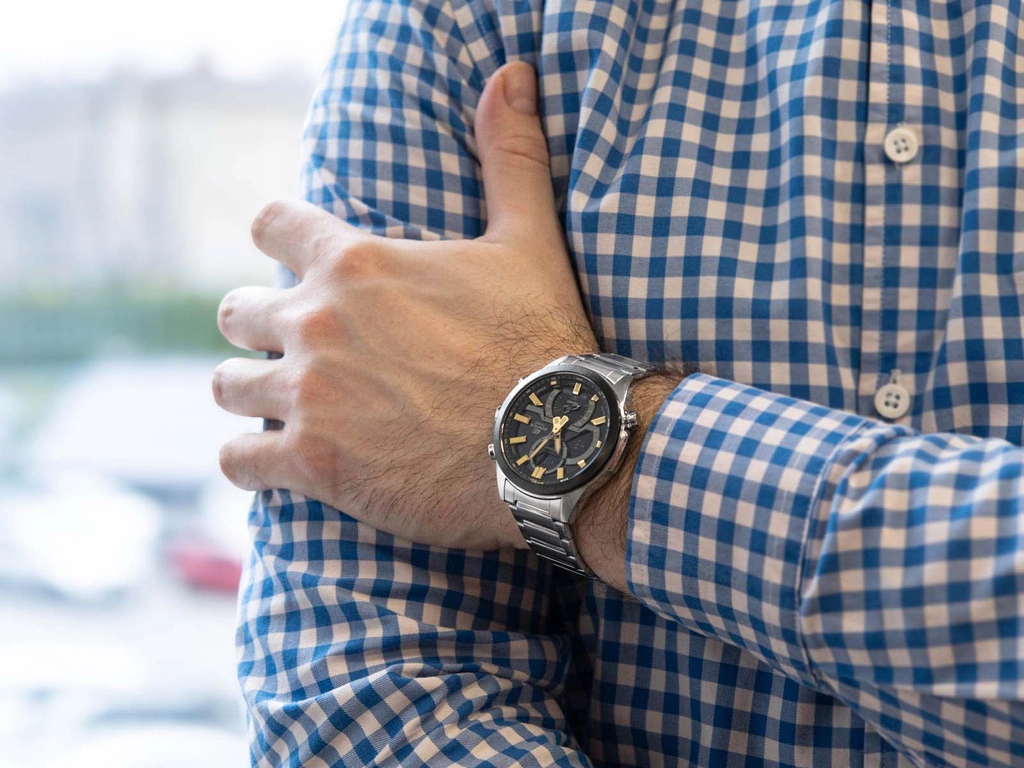 Zegarek męski CASIO Edifice ECB-30DB-1A9EF