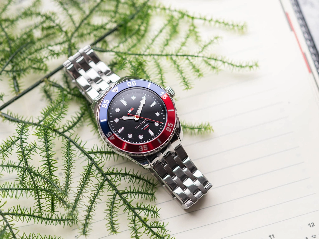 Zegarek dziecięcy TOMMY HILFIGER 1720048 Teens