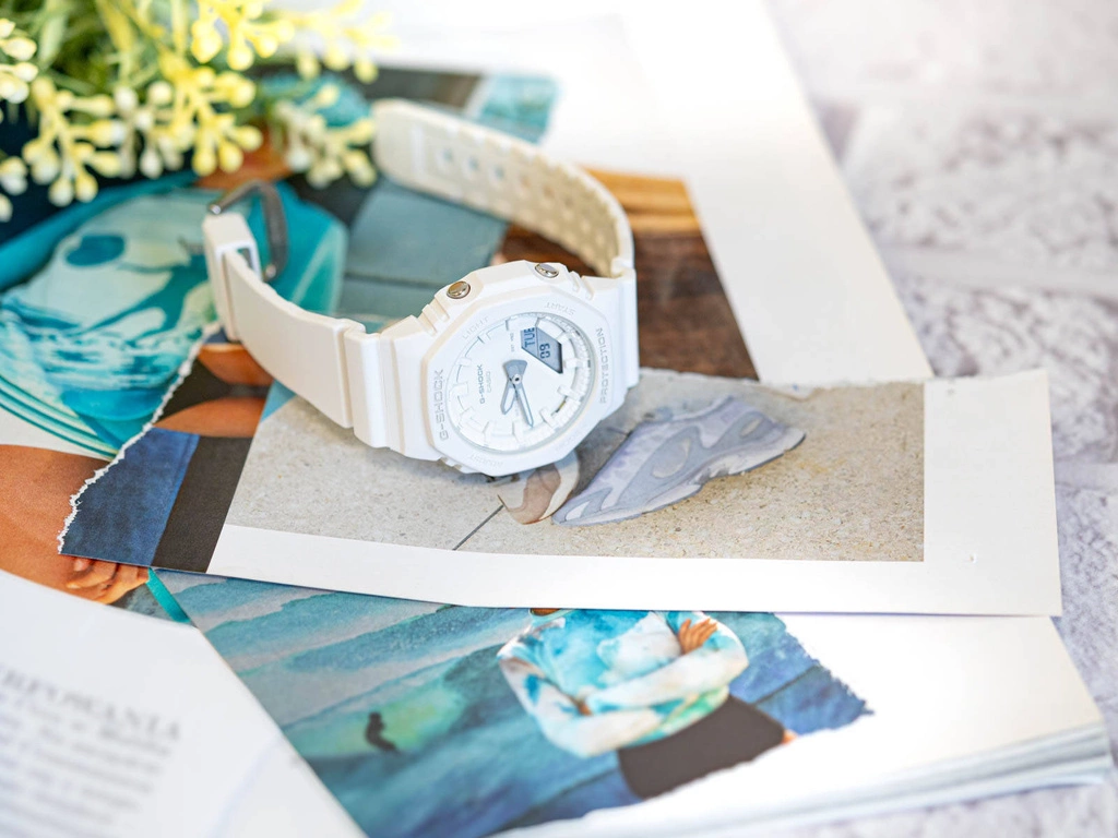 Zegarek damski CASIO G-SHOCK GMA-P2100-7AER