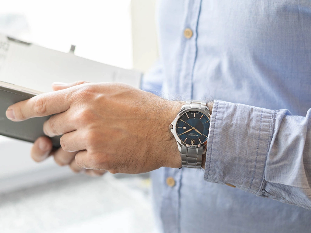 Zegarek męski Victorinox 241910.1 Alliance