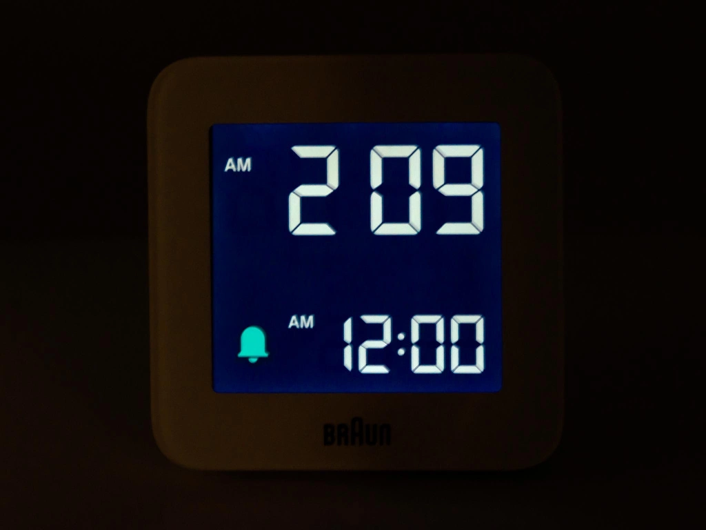 Budzik Braun BC09W-DCF