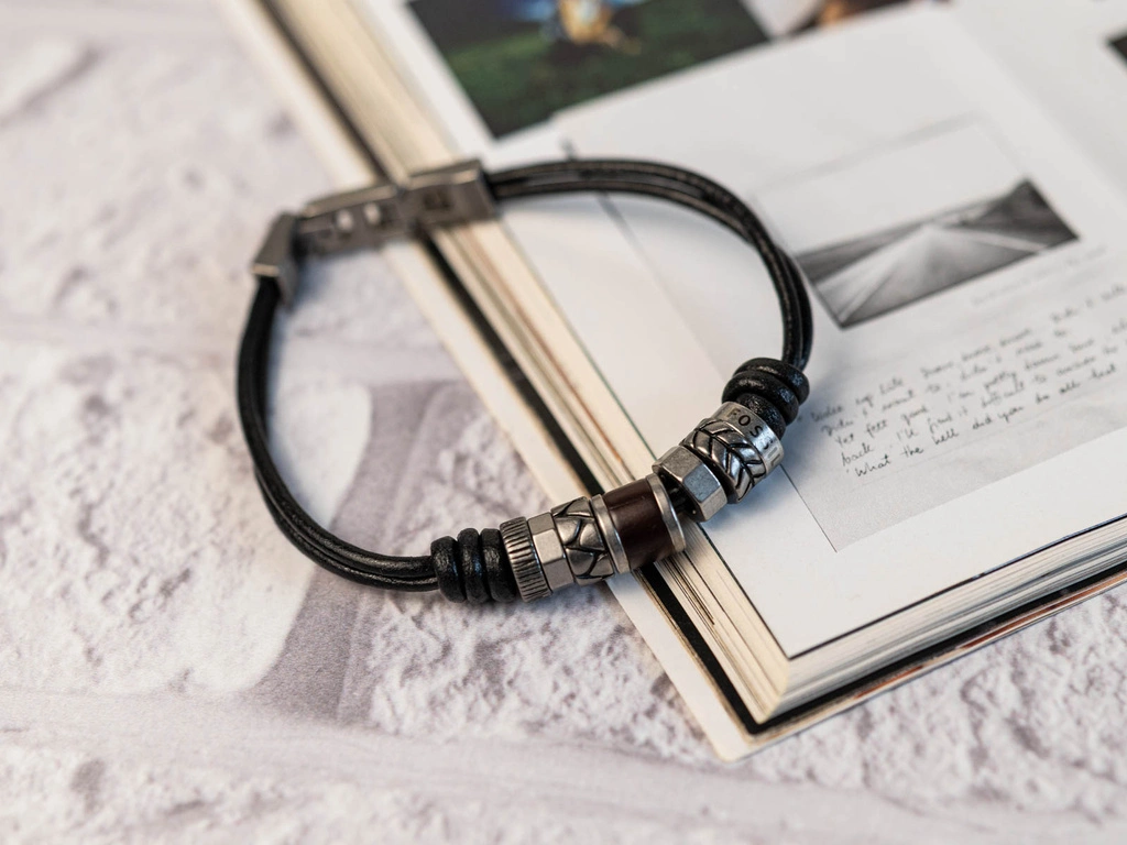 Bransoleta męska Fossil JF84196040