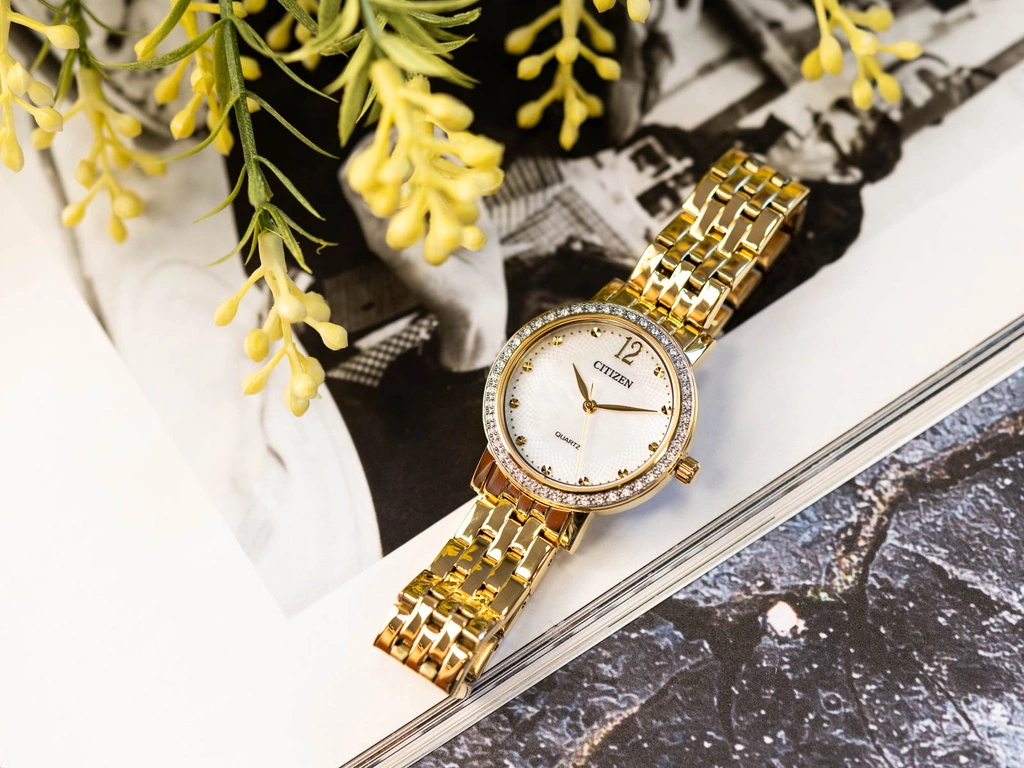 Zegarek damski Citizen EL3102-50D Quartz Elegance