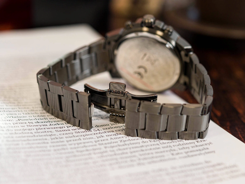 Zegarek męski VERSACE NEW CHRONO VE2E00621