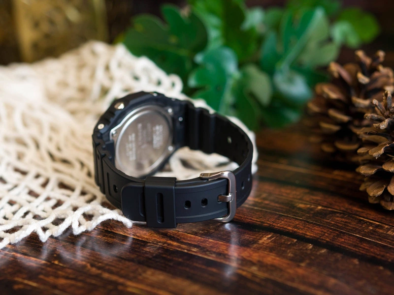 Zegarek męski CASIO G-SHOCK GA-2100-1A4ER Neon Accent Series